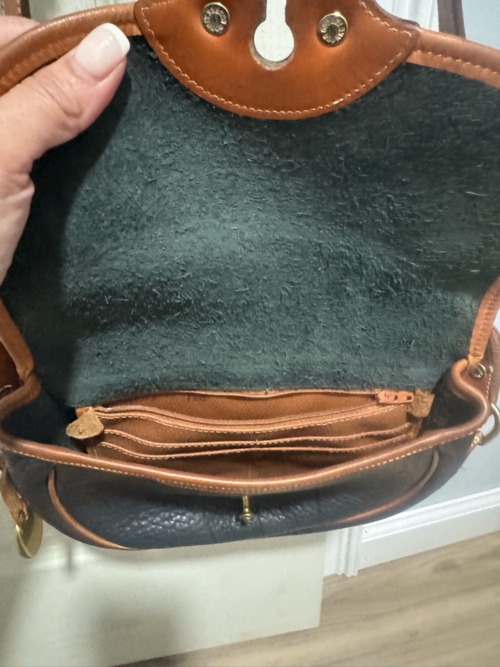 Dooney & Bourke Black Pebble Leather Crossbody Bag with Brown Trim - Picture 4 of 5